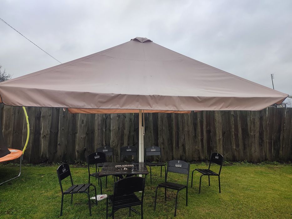 Продам парасолю 4*4