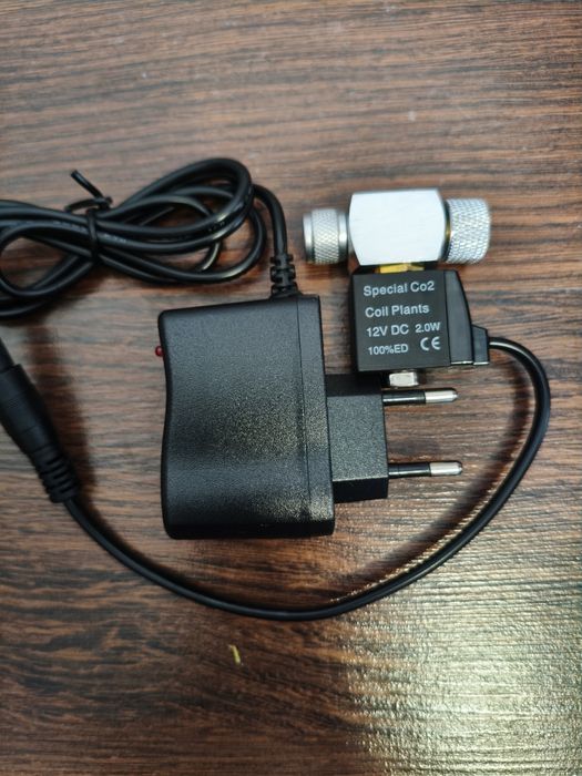 CO2 z elektrozaworem