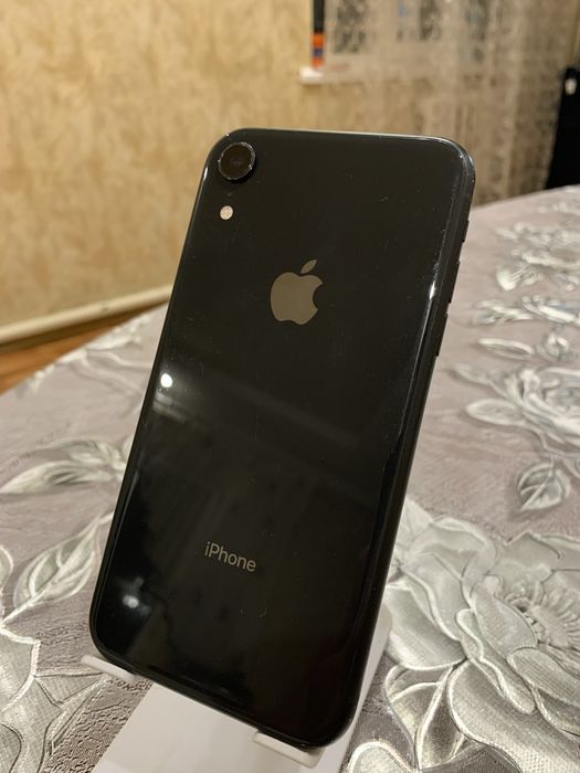 Продам iphone xr 64gb