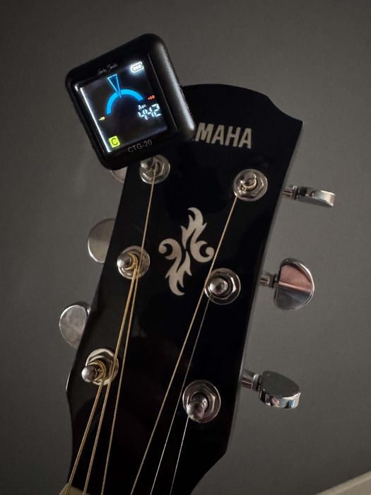 Gitara e-akustyczna Yamaha APX 600