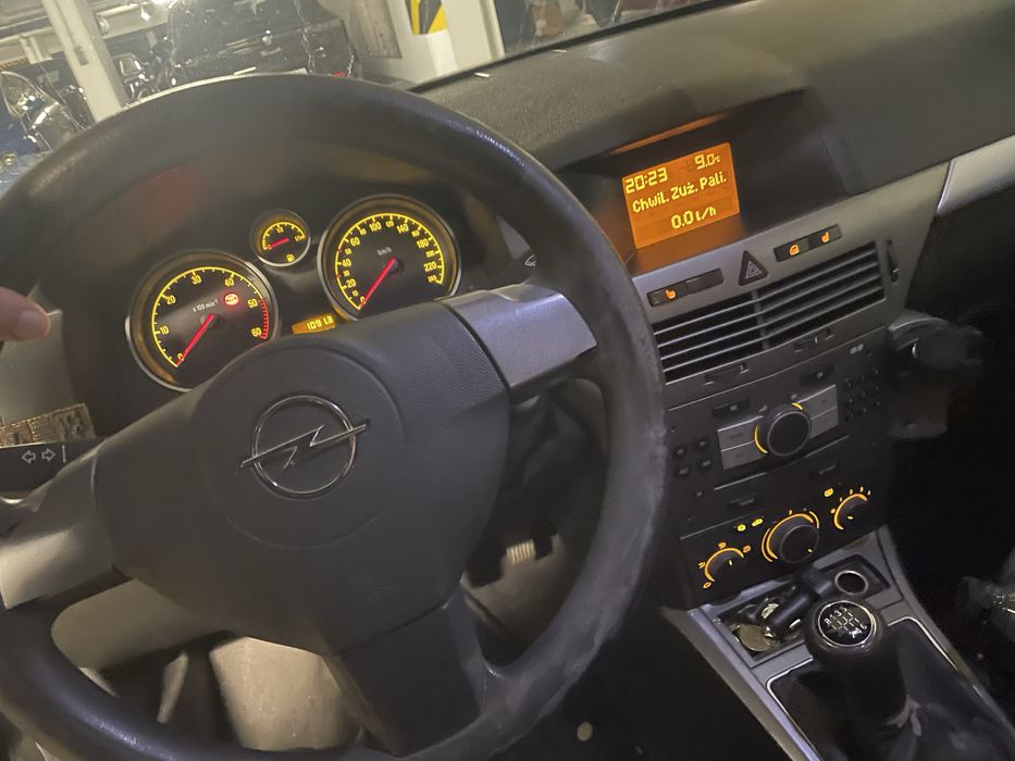 Opel Astra H 1.9 CDTI 2006