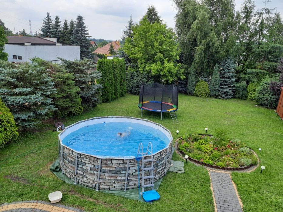 Duży basen ogrodowy stelażowy Bestway na całe lato!