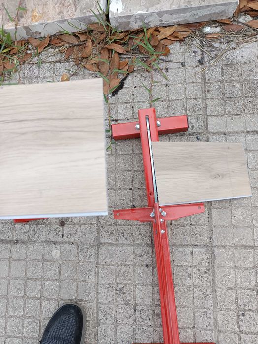 Guilhotina para corte chão vinil