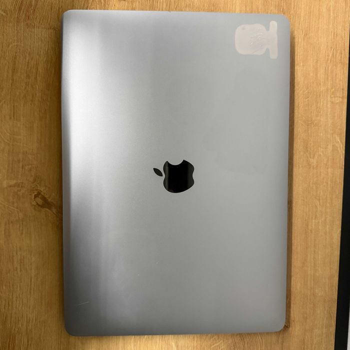 MacBook Pro 2020 { M1 | 8gb | 256 ssd } гарантія . 84573SV