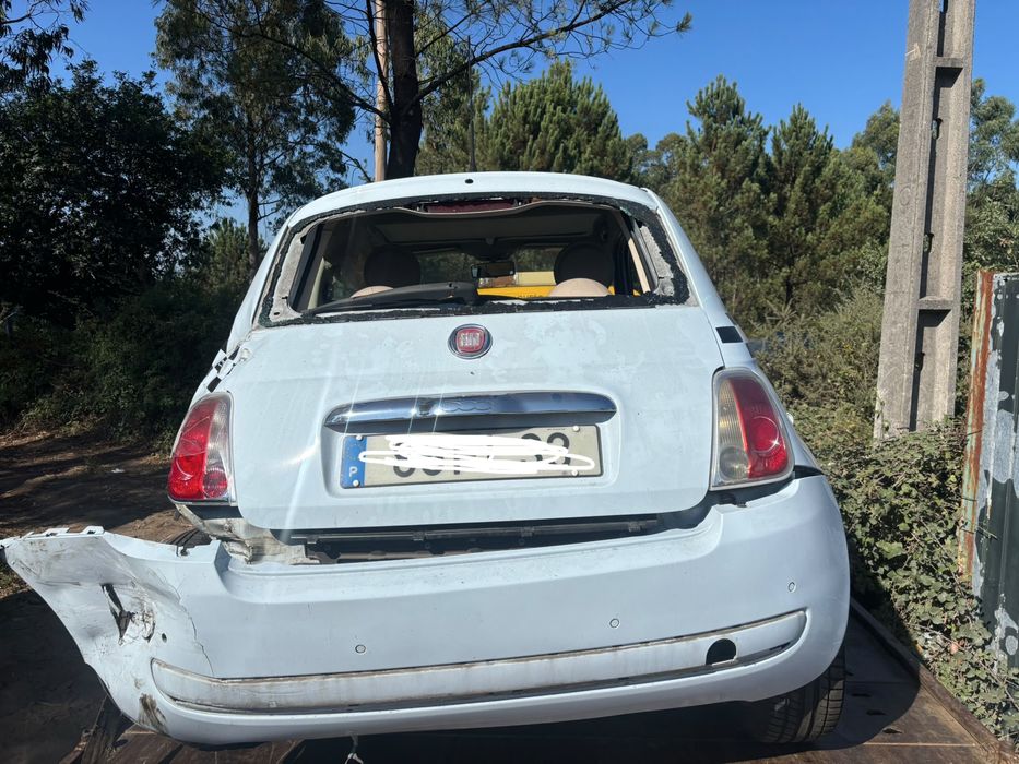 Fiat 500 1.3 Multijet de 2008 – totalmente disponível para venda de peças.