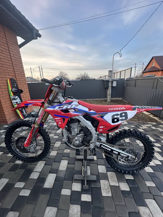Honda crf250r.