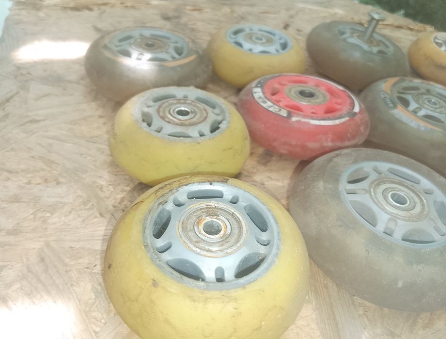 Для роликов.Колёса.Болты.Тормоза.