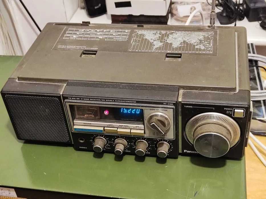 Zestaw radio Panasonic RF3100 + filtr Collinsa (0,525 ... 30,0 MHz)