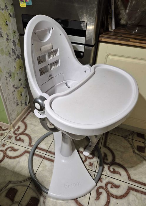 Стульчик для кормления Bloom Fresco (полный комплект, но без ремней)