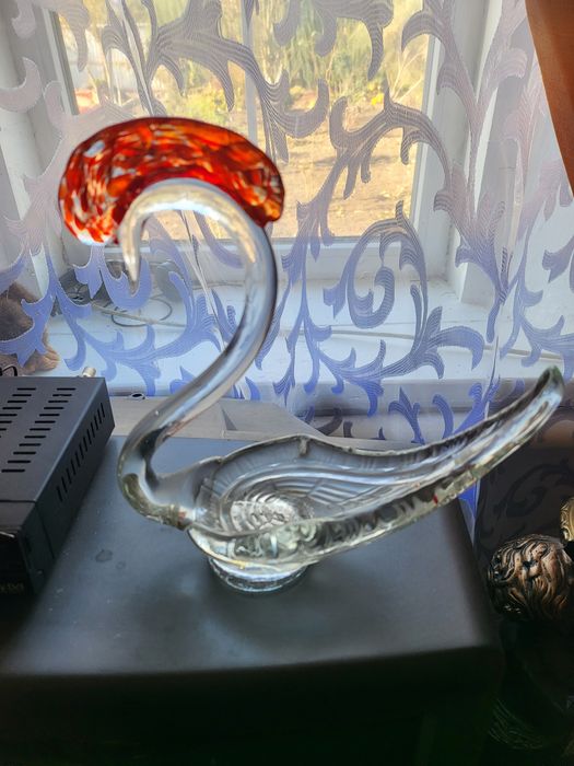 Лебеди из стекла