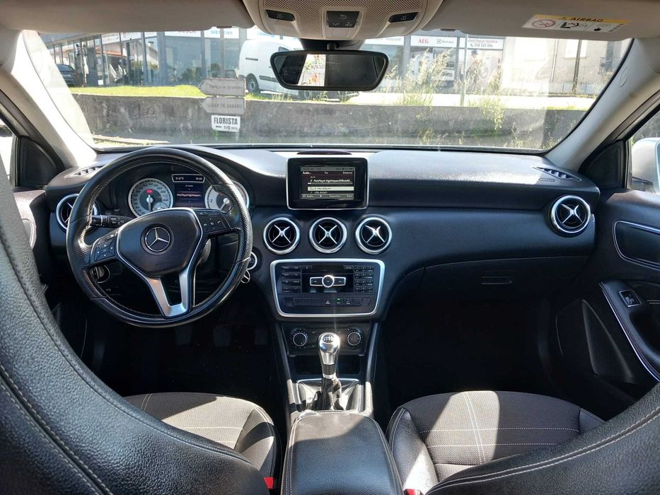 MERCEDES-BENZ A200 CDI URBAN 2013
