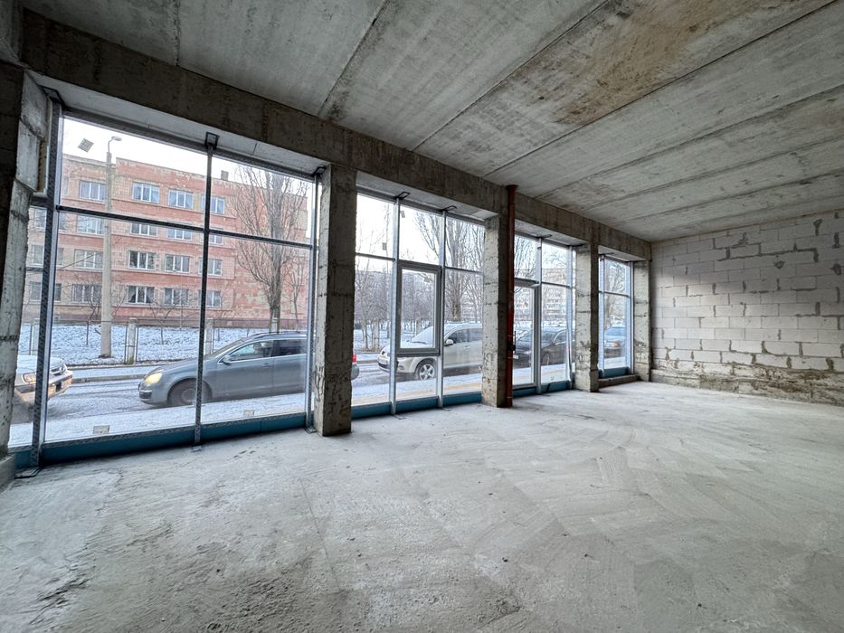 Комерція 245 м2 в ЖК ( Синергія )