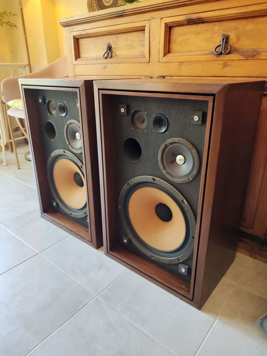 Akai SW-155 Colunas Hi-Fi Vintage Muito Estimadas!