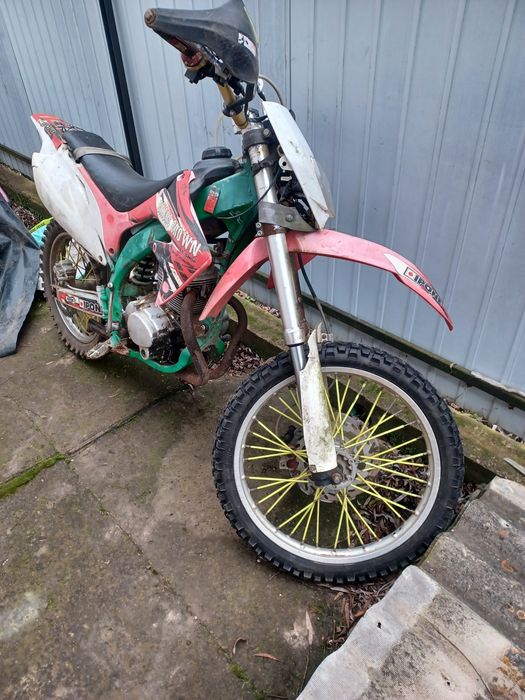 Звертайтеся за номером телефона