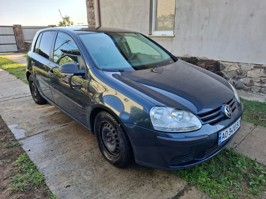Volkswagen golf 5
