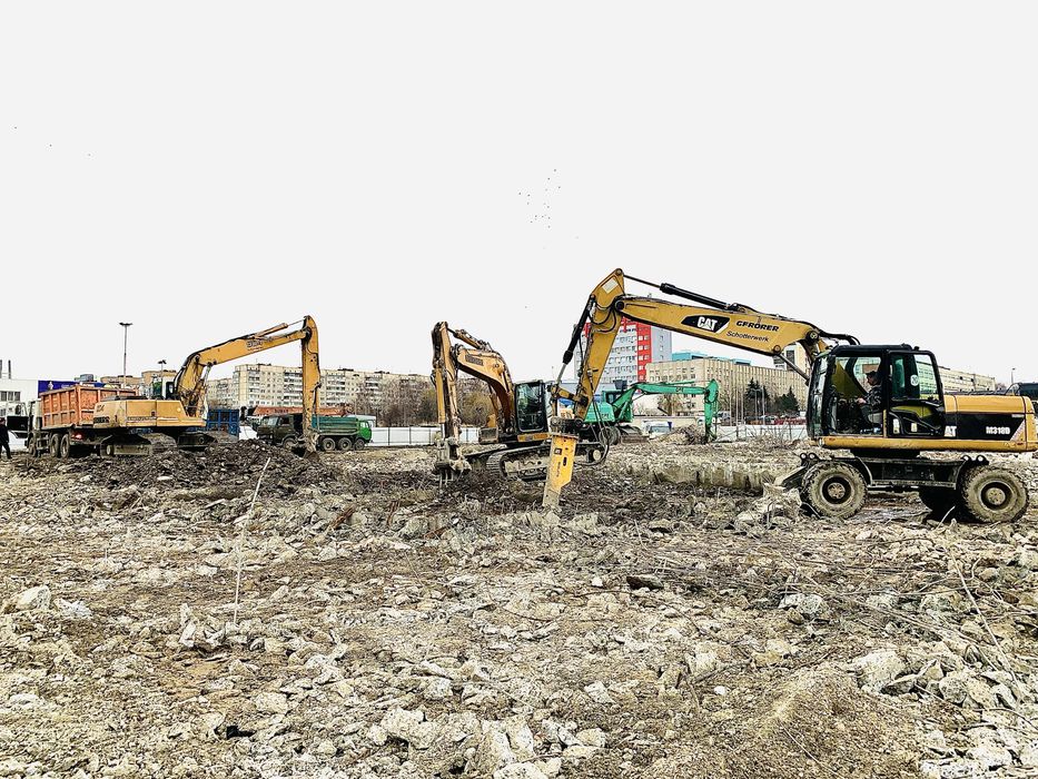 Демонтаж та знесення споруд під ключ | Оренда екскаватора| Гідромолота