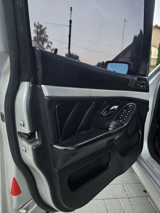 продам е 39 м 57 2002 рік