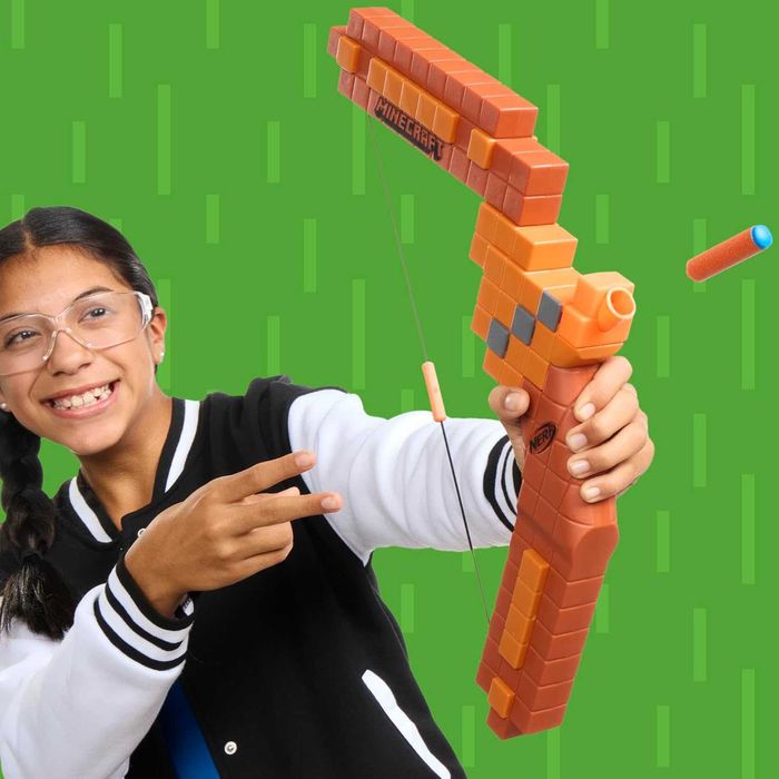 Лук Майнкрафт Hasbro Nerf Minecraft Bow Dart Blaster