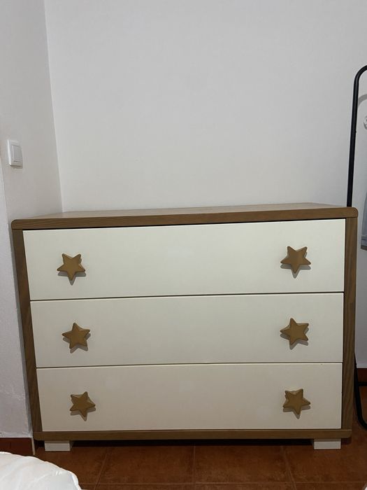 Vendo mobilia de quarto em bom estado