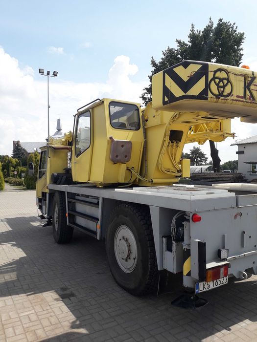 Żuraw samojezdny KRUPP KMK2025