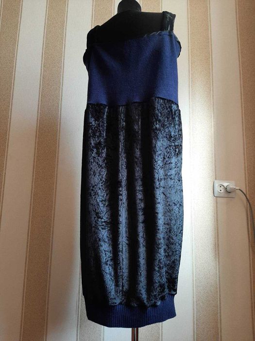 Платье- сарафан теплый, миди.