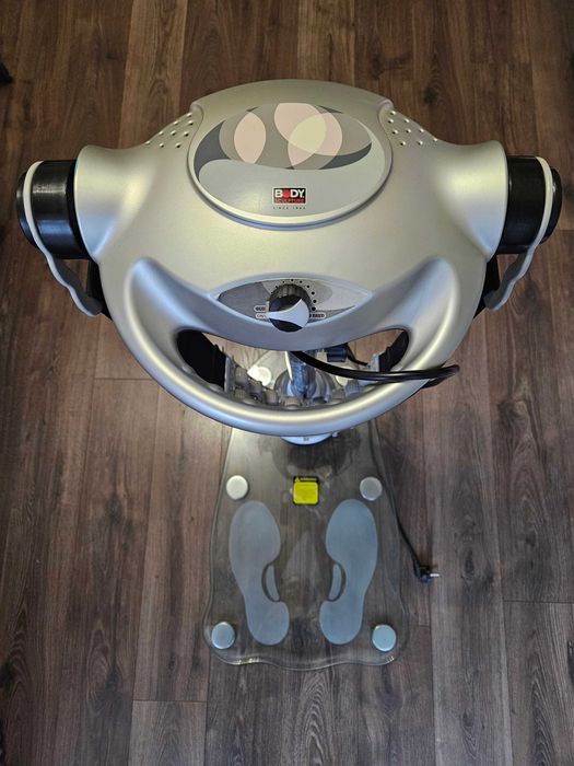 Masażer Trainer BM1200G z pasami stojący Body Sculpture