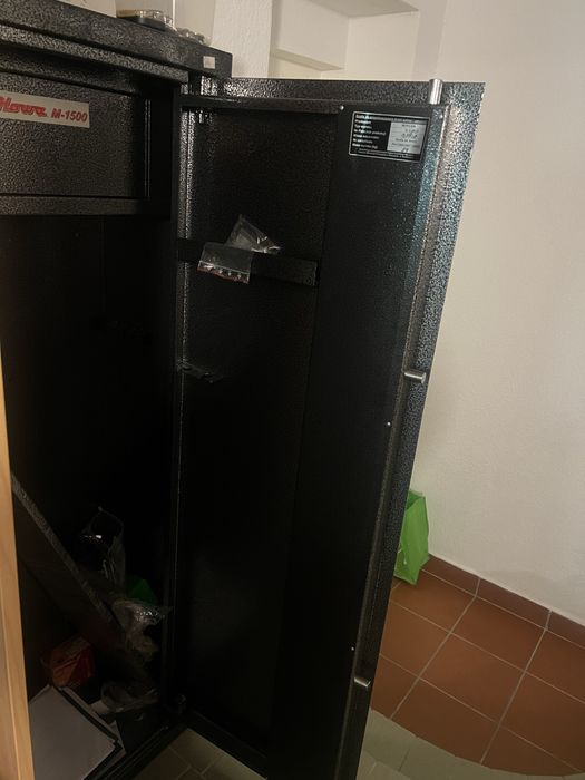 Szafa pancerna na broń Novcan G-3/8/P
