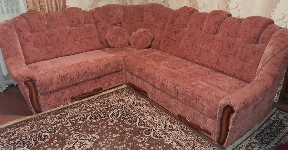 М'який куточок, кутовий диван, розкладний з двома подушками