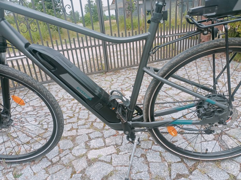 Rower elektryczny riverside 500E na długie wyprawy