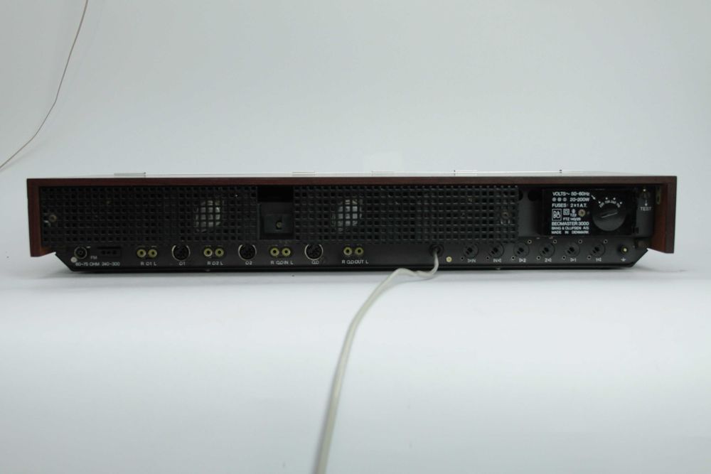 Amplituner Bang & Olufsen Beomaster 3000-2