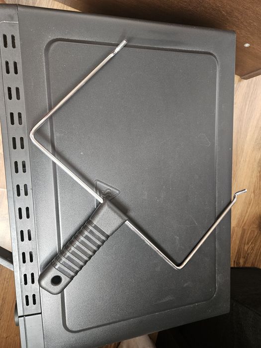 Mini piekarnik elektryczny