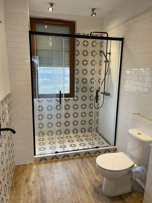 Złota Rączka Hydraulik Elektryk Stolarz Ślusarz Awarie Montaże Naprawy