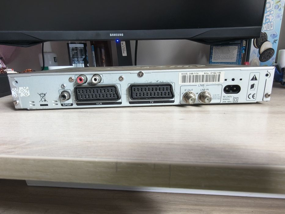 Dekoder Echostar DSB-717A