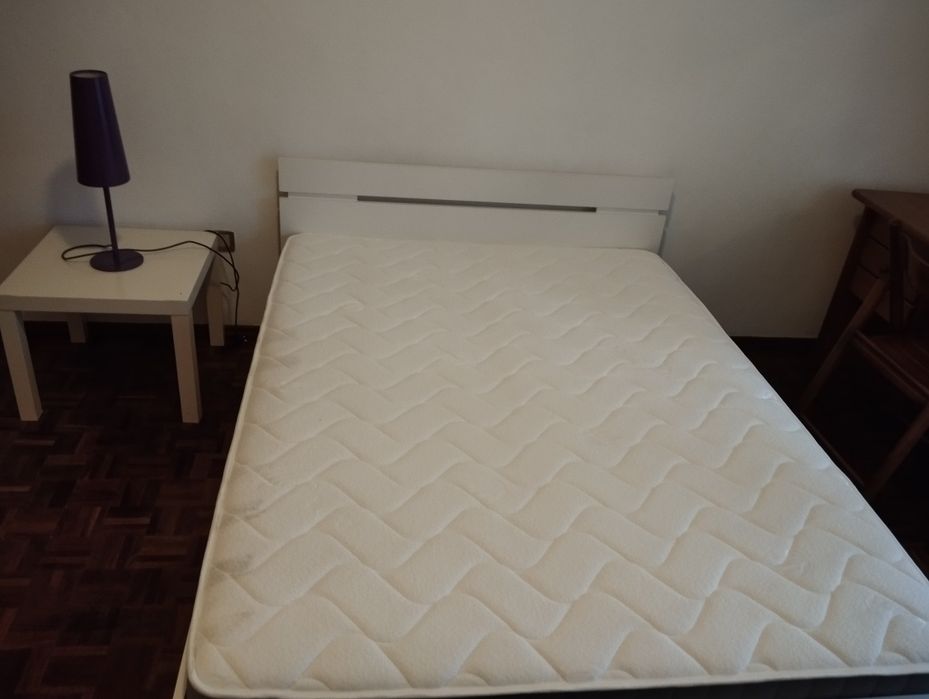 Quarto para estudante em Leiria