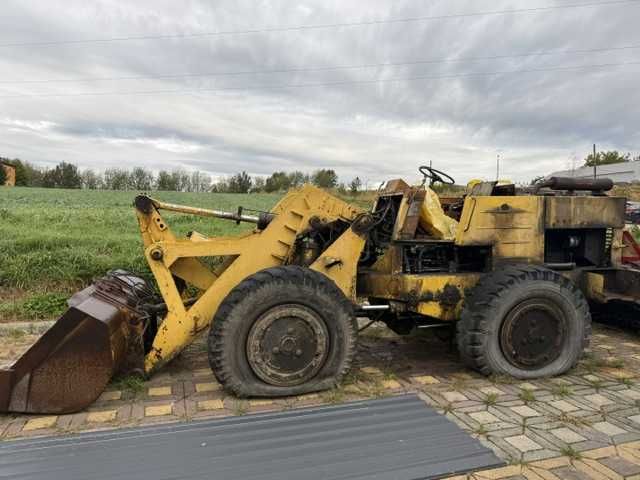 ładowarka Fadroma Ł-200 / L200 w stanie uszkodzonym