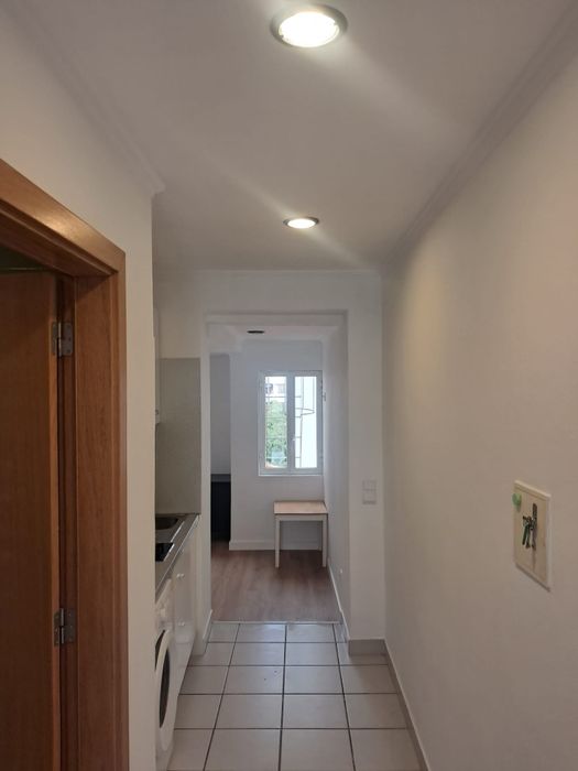 T1 mobilado ,equipado.,Av Novas