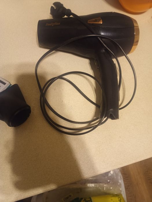 Suszarka BaByliss Cordkeeper - Suszarka do włosów o mocy 2000 W z unik