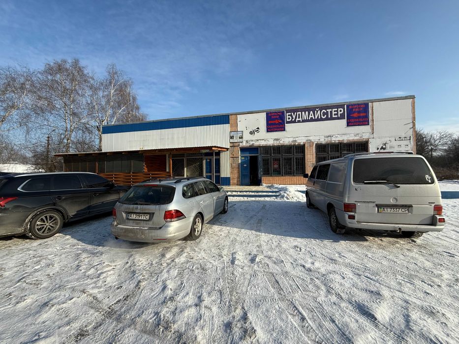 Продаж магазину в селищі Згурівка 250 м2 гарна локація