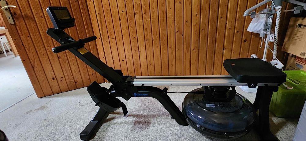 Bicicleta estatica e máquina de remo