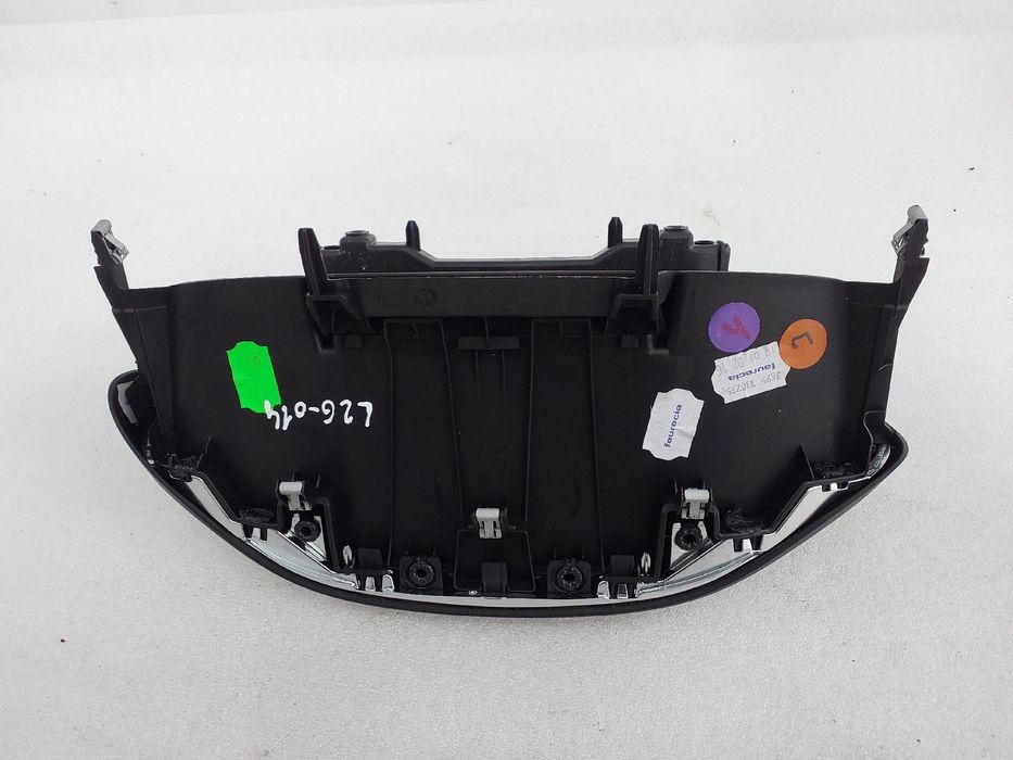 Aro do quadrante RENAULT Megane IV (B9A/M_)