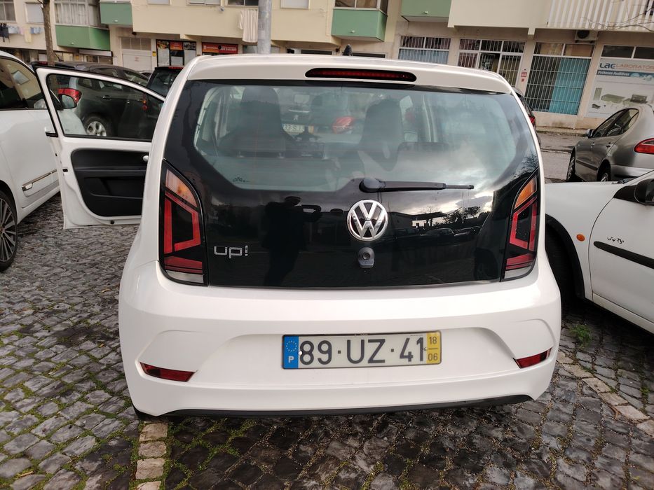 VW Up 2018 só 62.000 Km Bluetooth GARANTIA 18 MESES (Leia a descrição)