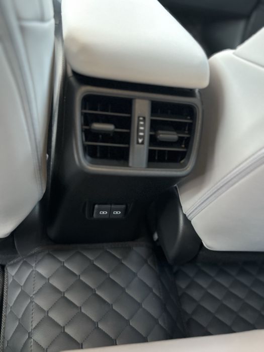Lexus ux 250h 2023