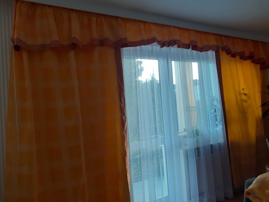 bardzo ładne zasłony z lambrekinami za 45zł