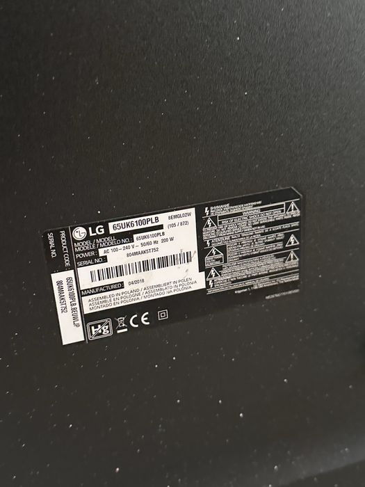 LG 65” 4K Smart TV para peças / reparação