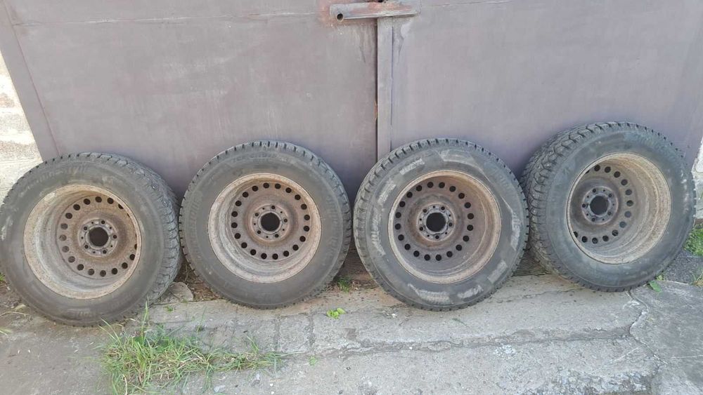 Продам шины с дисками