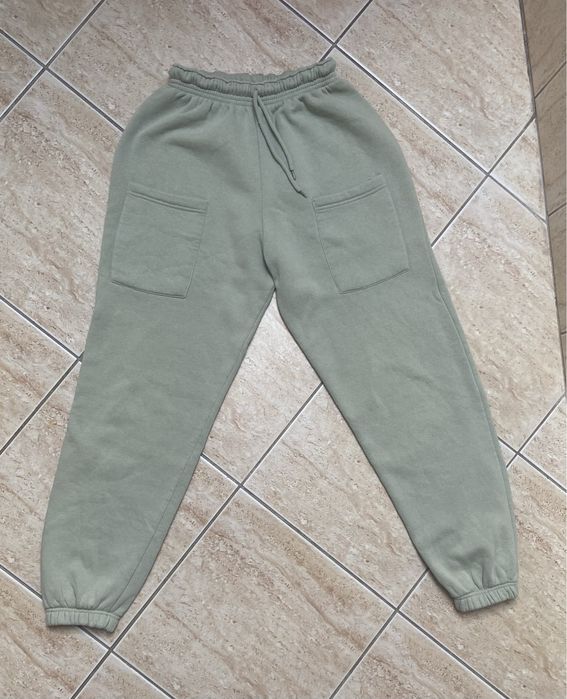 Spodnie dresowe groszkowe