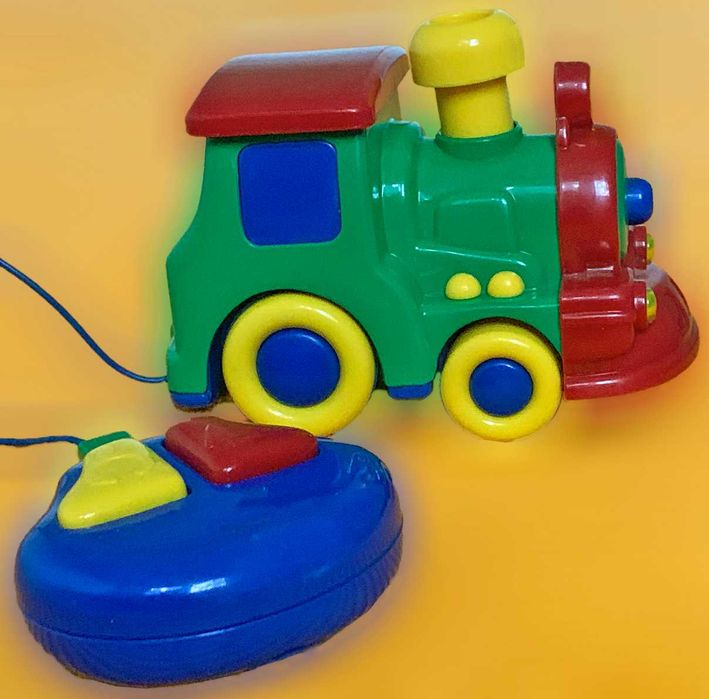 Brinquedo Comboio com Comando, Novo