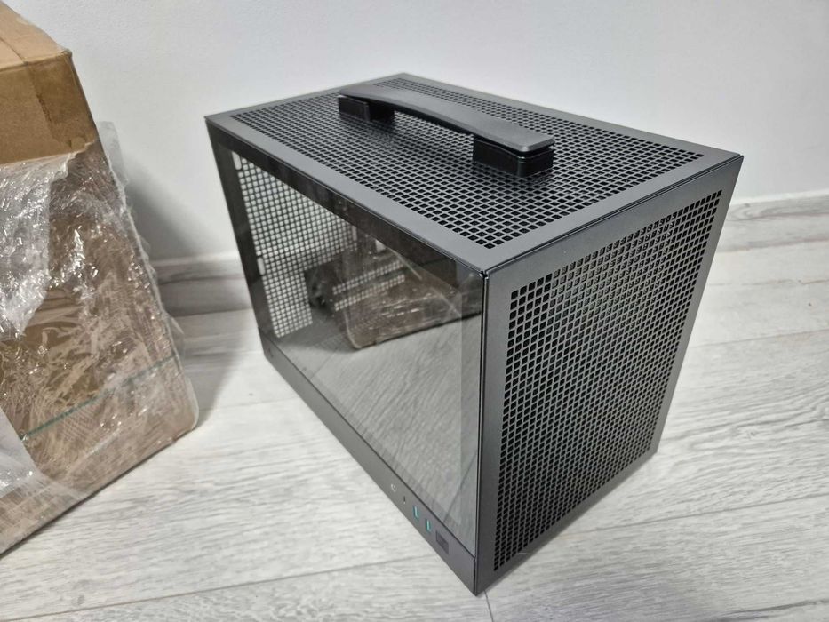 mini-ITX корпус DeepCool CH160 Mesh з ручкою