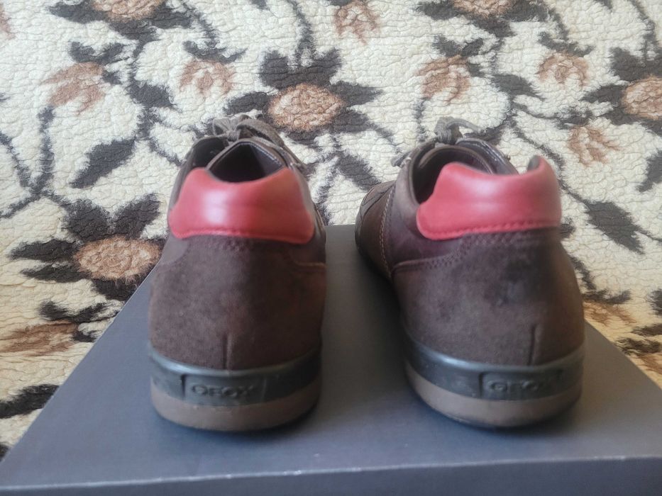 Ekstra sportowe sneakersy skórzane Geox U Xenon wkł.30 cm