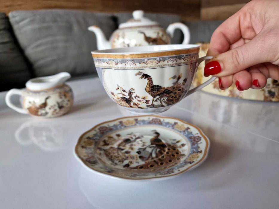 Piękny zestaw do herbaty lub kawy porcelanowy, 16 elementów